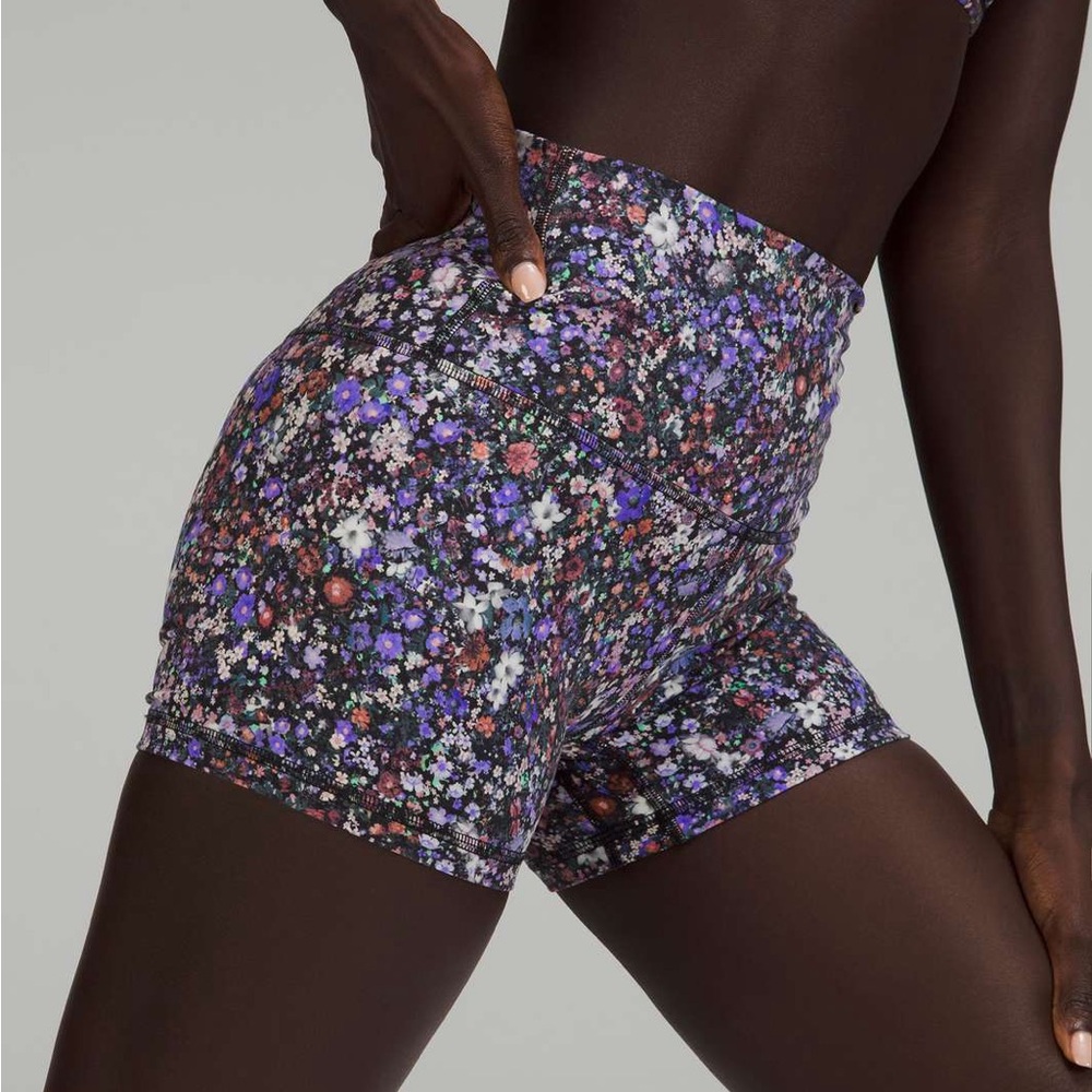 rare lululemon floral burst multi align 4 inch size 6 shirts